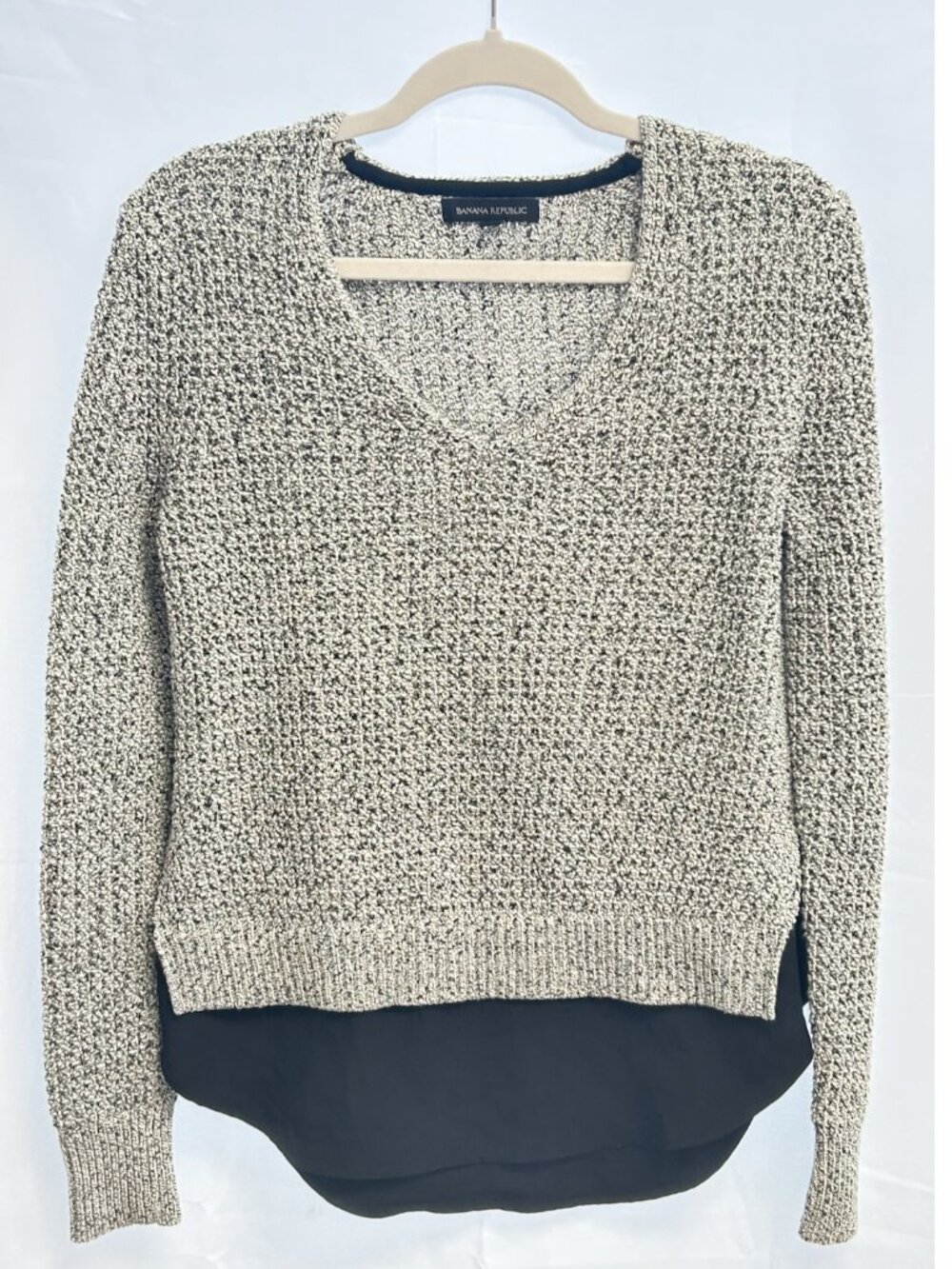 Banana Republic Y2K Mixed-Media Black and White V-Neck Sweater Faux Blouse Hem